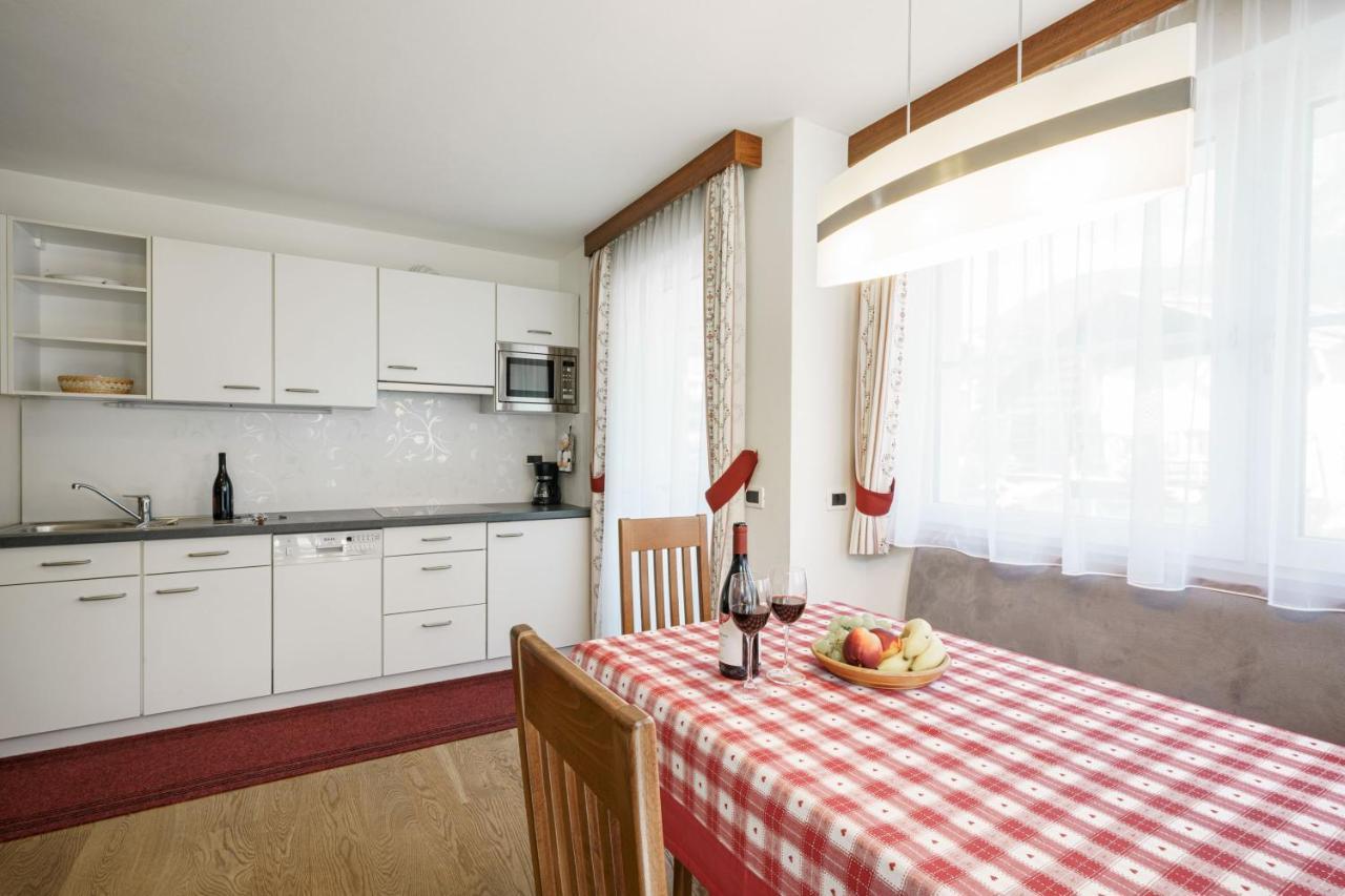 Apartment Romana Селва ди Вал Гардена Екстериор снимка